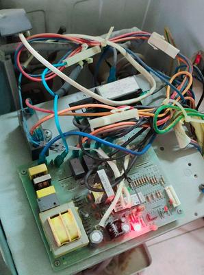 空調維修實例,柜機空調不開機和外機風扇轉壓縮機不轉維修實例
